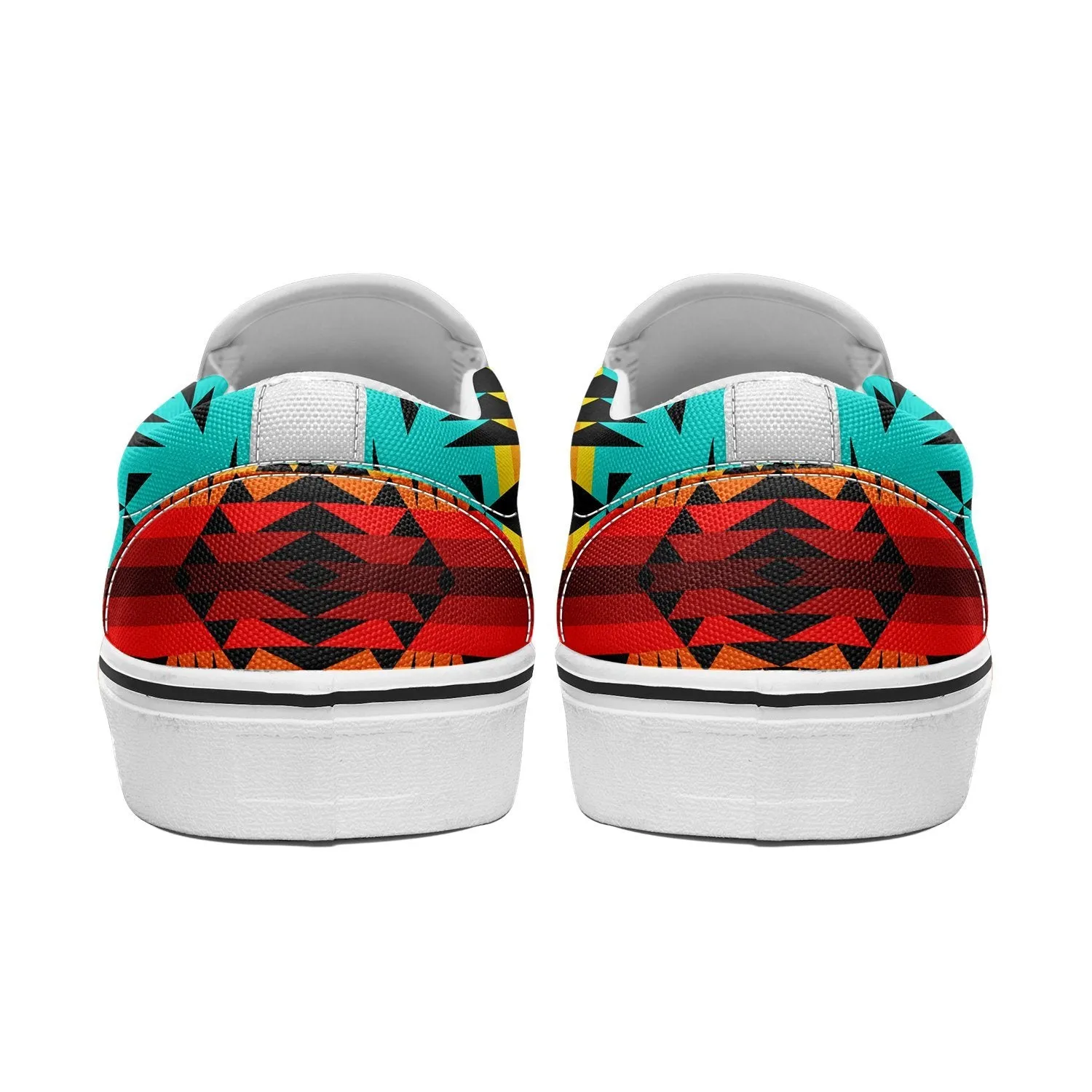 Between the Mountains Otoyimm Kid's Canvas Slip On Shoes