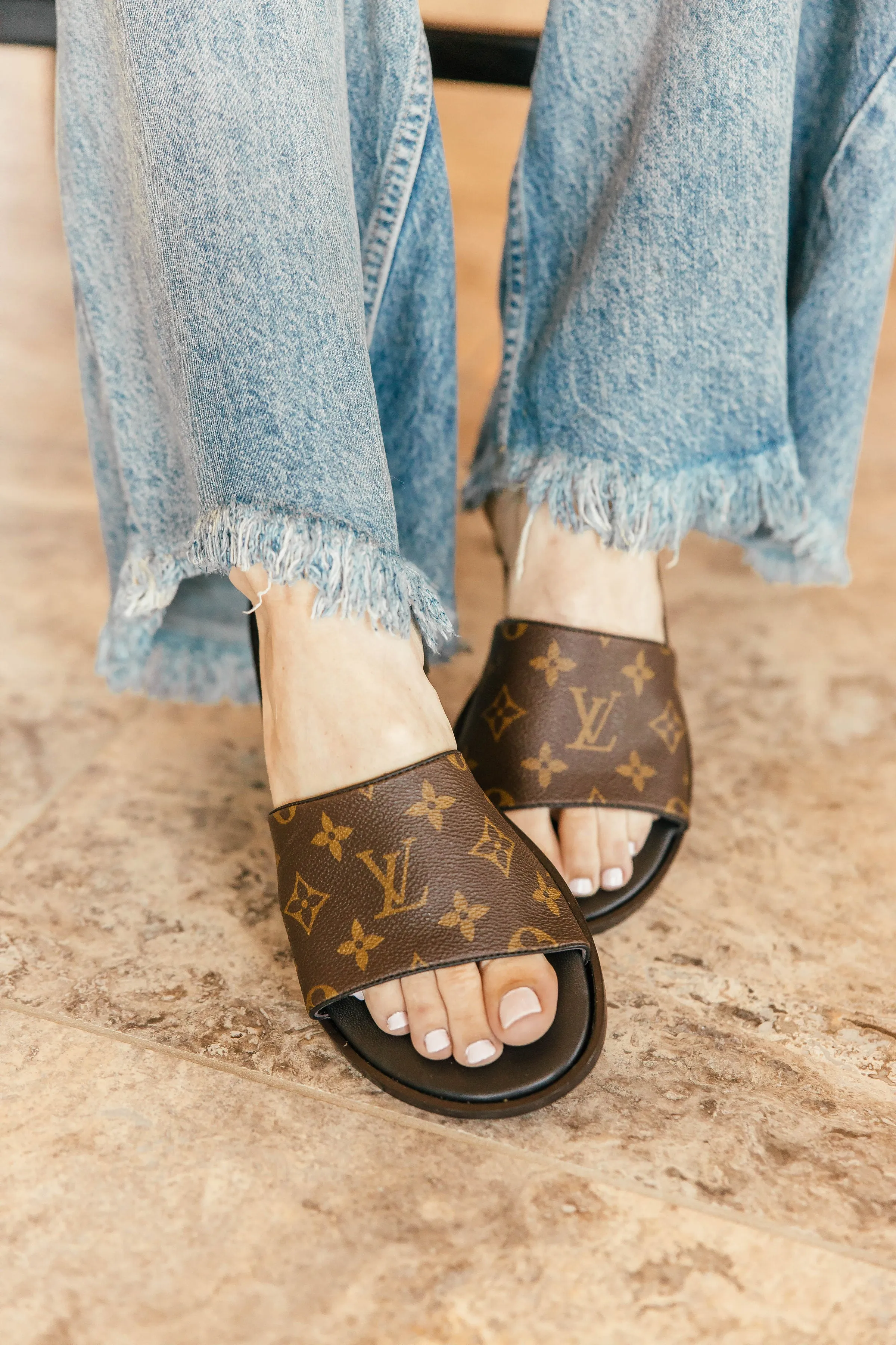 LV Sandal Flats