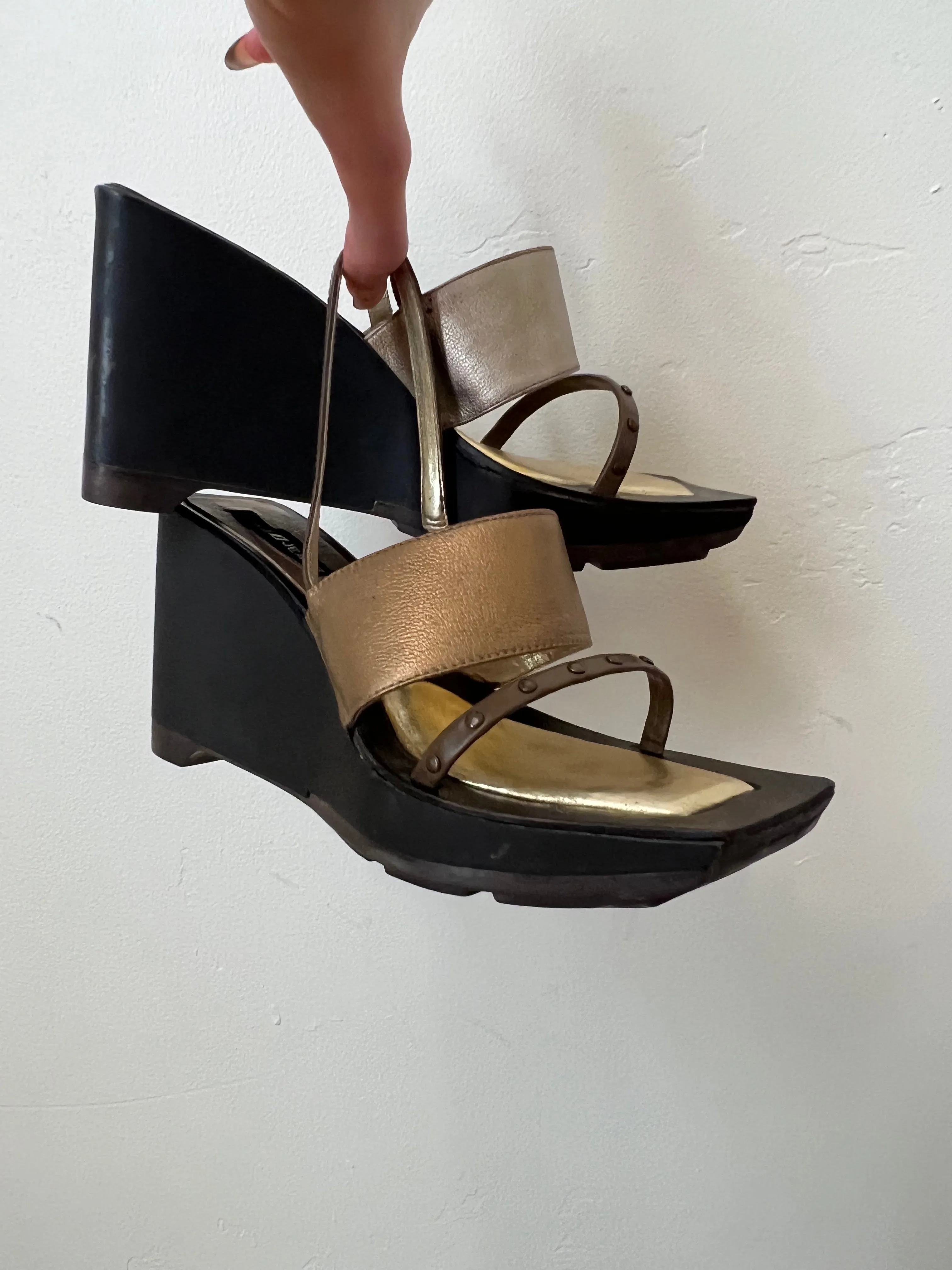 Vtg DKNY Wedges